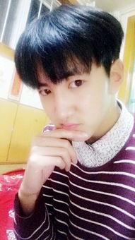 帅哥同一人多张照片,揭秘帅哥魅力瞬间